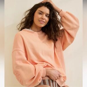 Aerie Keep It Light Oversized Crochet Crew Sweatshirt Peach size S